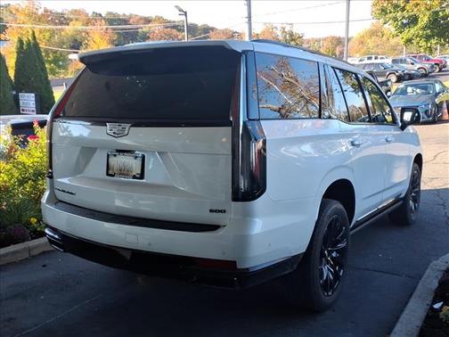 2024 Cadillac Escalade Sport Platinum