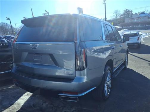 2023 Cadillac Escalade Premium Luxury