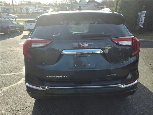 2022 GMC Terrain Denali