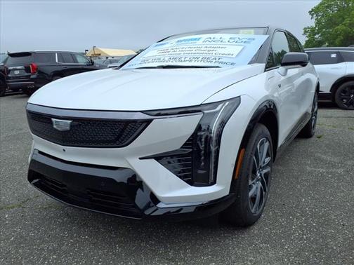 2025 Cadillac OPTIQ Sport 1 AWD