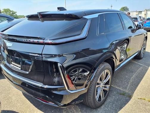 2025 Cadillac LYRIQ Luxury w/1SC