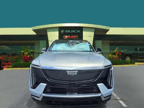 2025 Cadillac Escalade IQ Luxury 2