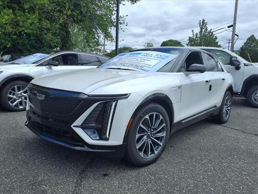 2025 Cadillac LYRIQ Sport w/1SJ