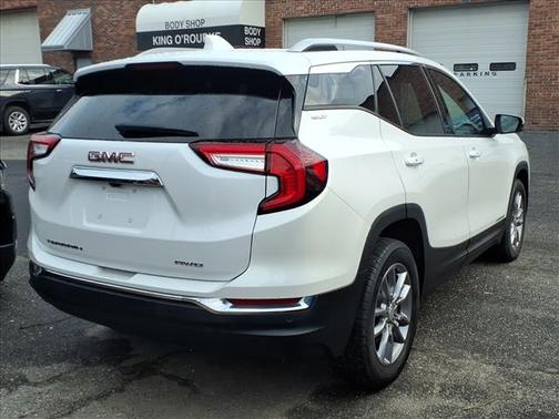 2022 GMC Terrain SLT