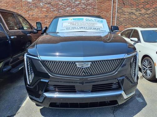 2025 Cadillac Escalade IQ Luxury 2