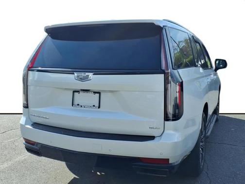 Crystal White Tri 2021 Cadillac Escalade Sport Platinum