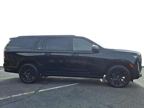 2023 Cadillac Escalade ESV Sport