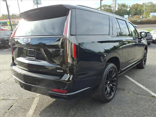 2023 Cadillac Escalade ESV Sport