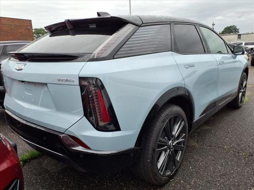 2025 Cadillac OPTIQ Sport 2 AWD
