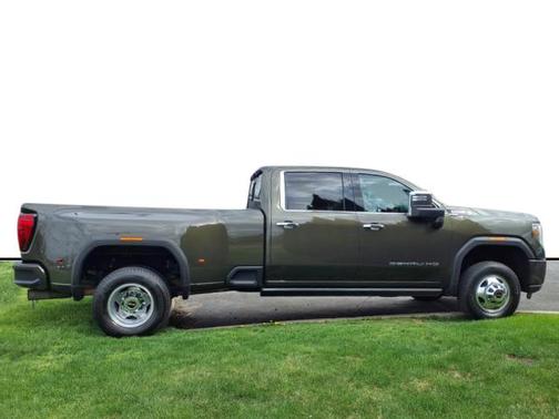 2023 GMC Sierra 3500 Denali