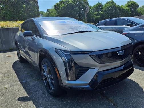 2025 Cadillac OPTIQ Sport 2 AWD