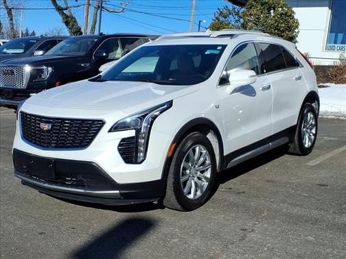 2023 Cadillac XT4 Premium Luxury