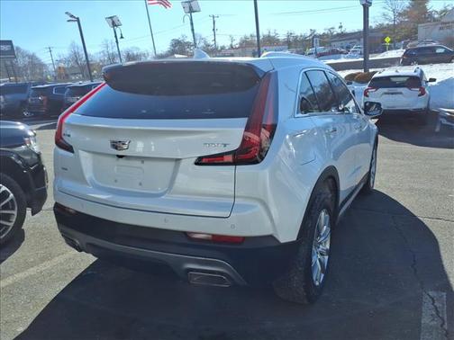 2023 Cadillac XT4 Premium Luxury