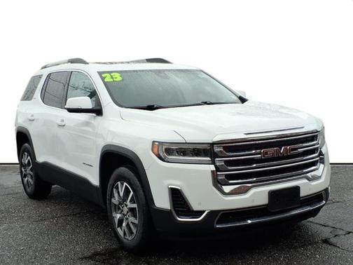 2023 GMC Acadia N