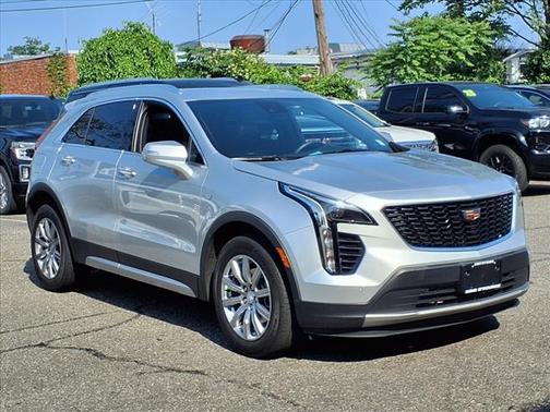 2021 Cadillac XT4 Premium Luxury