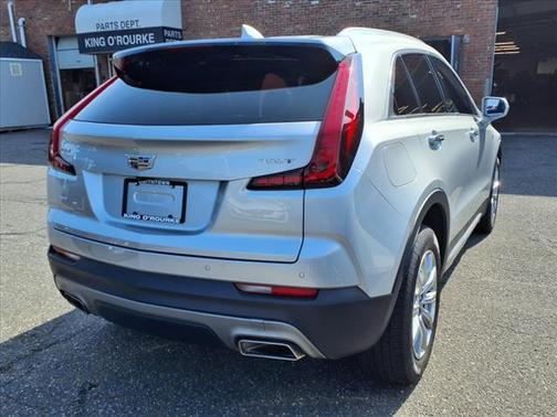 2021 Cadillac XT4 Premium Luxury