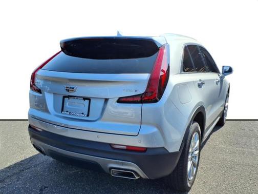 2021 Cadillac XT4 Premium Luxury
