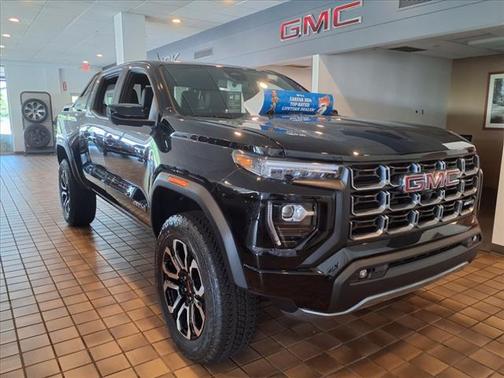2025 GMC Canyon AT4