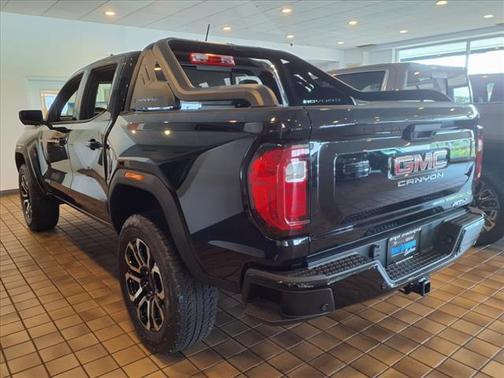2025 GMC Canyon AT4