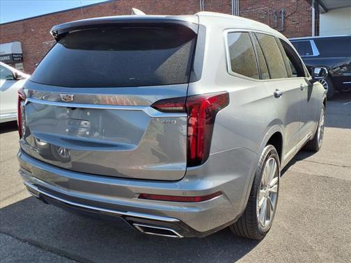 2022 Cadillac XT6 NA