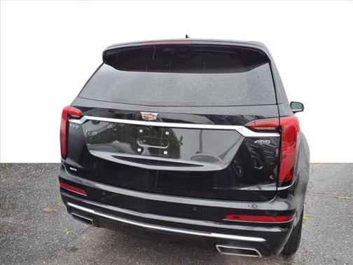2022 Cadillac XT6 NA