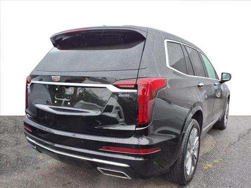 2022 Cadillac XT6 NA
