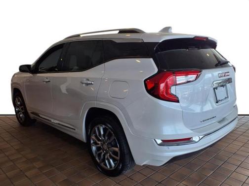 2022 GMC Terrain Denali
