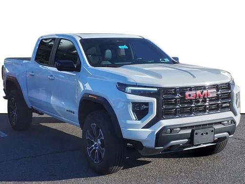 2023 GMC Canyon Base