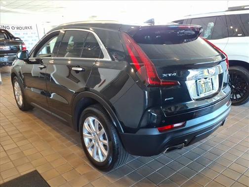 2022 Cadillac XT4 Luxury