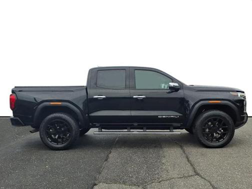 Onyx Black Gba 2023 GMC Canyon Denali