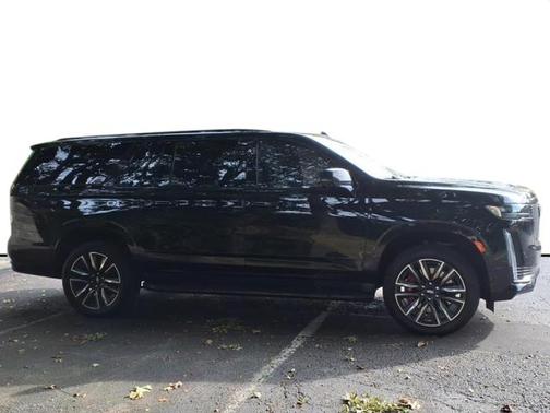 2023 Cadillac Escalade ESV Sport Platinum