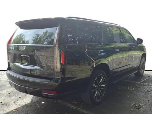 2023 Cadillac Escalade ESV Sport Platinum