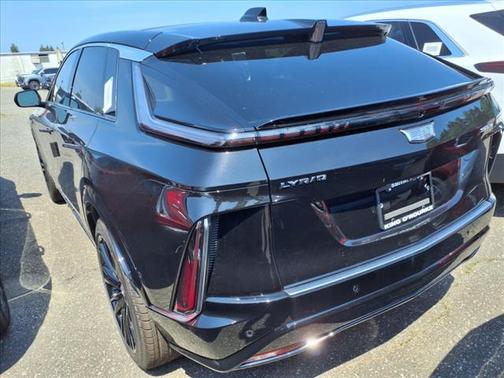 2025 Cadillac LYRIQ Luxury w/1SD