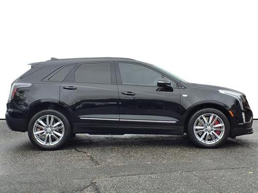 2023 Cadillac XT5 Sport