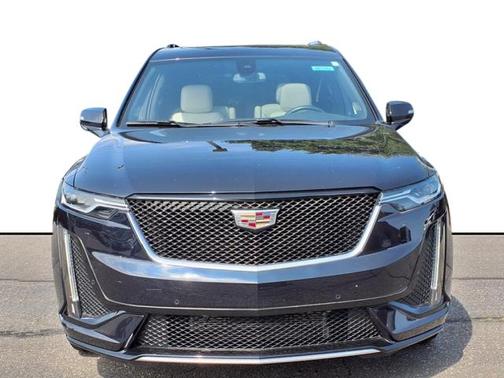 2022 Cadillac XT6 Sport