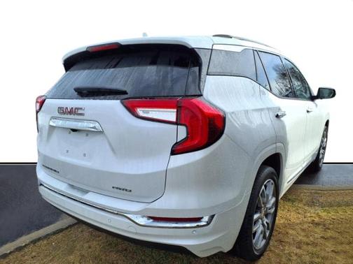 2022 GMC Terrain Denali