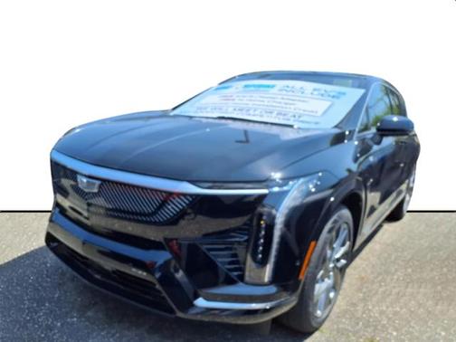 2025 Cadillac OPTIQ Luxury 1