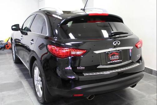 Black 2013 INFINITI FX37 AWD 4dr