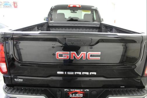 2022 GMC Sierra 1500 Pro