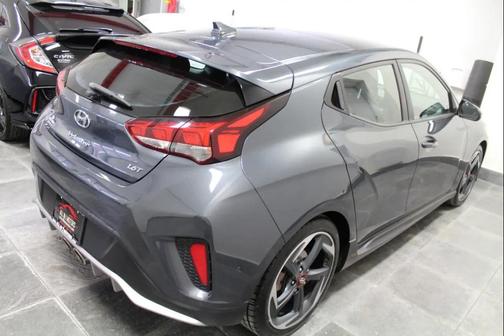 2019 Hyundai Veloster Base