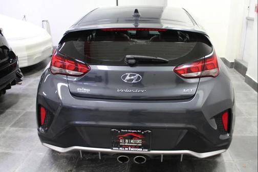 2019 Hyundai Veloster Base