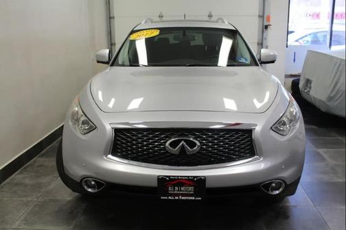 Liquid Platinum 2017 INFINITI QX70 Base