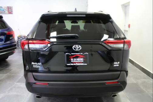 Midnight Black Metallic 2019 Toyota RAV4 XLE Premium
