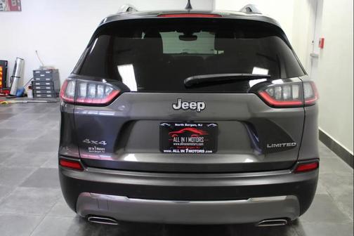Granite Crystal Metallic Clearcoat 2019 Jeep Cherokee Limited