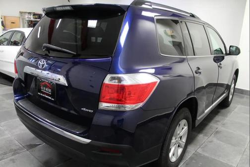 2012 Toyota Highlander Base