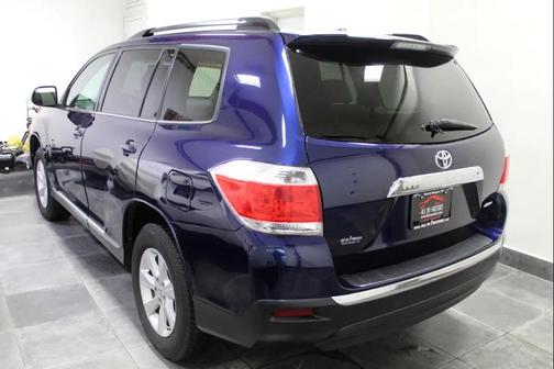 2012 Toyota Highlander Base