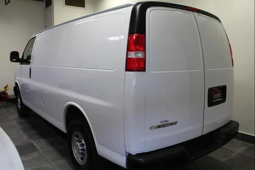 Summit White 2020 Chevrolet Express 2500 LT