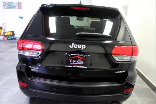 2018 Jeep Grand Cherokee Laredo E