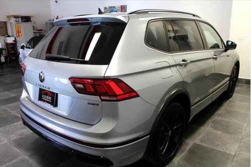 2022 Volkswagen Tiguan 2.0T SE R-Line Black 4MOTION
