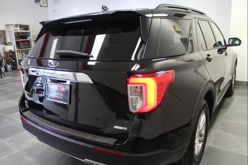 Agate Black Metallic 2020 Ford Explorer XLT